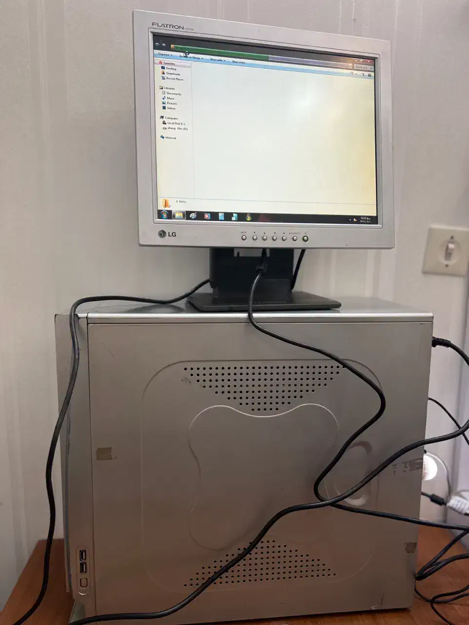 مانیتور الجی با کیس|قطعات و لوازم جانبی رایانه|تهران, مسعودیه|دیوار