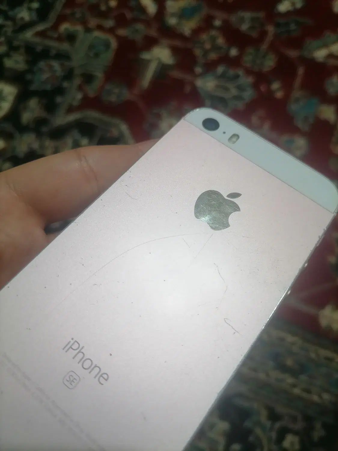 iphone SE|موبایل|رشت, استقامت ۲|دیوار
