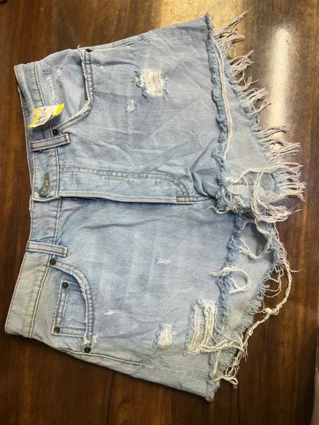 شورتک لی|لباس|مشهد, شهید مطهری|دیوار