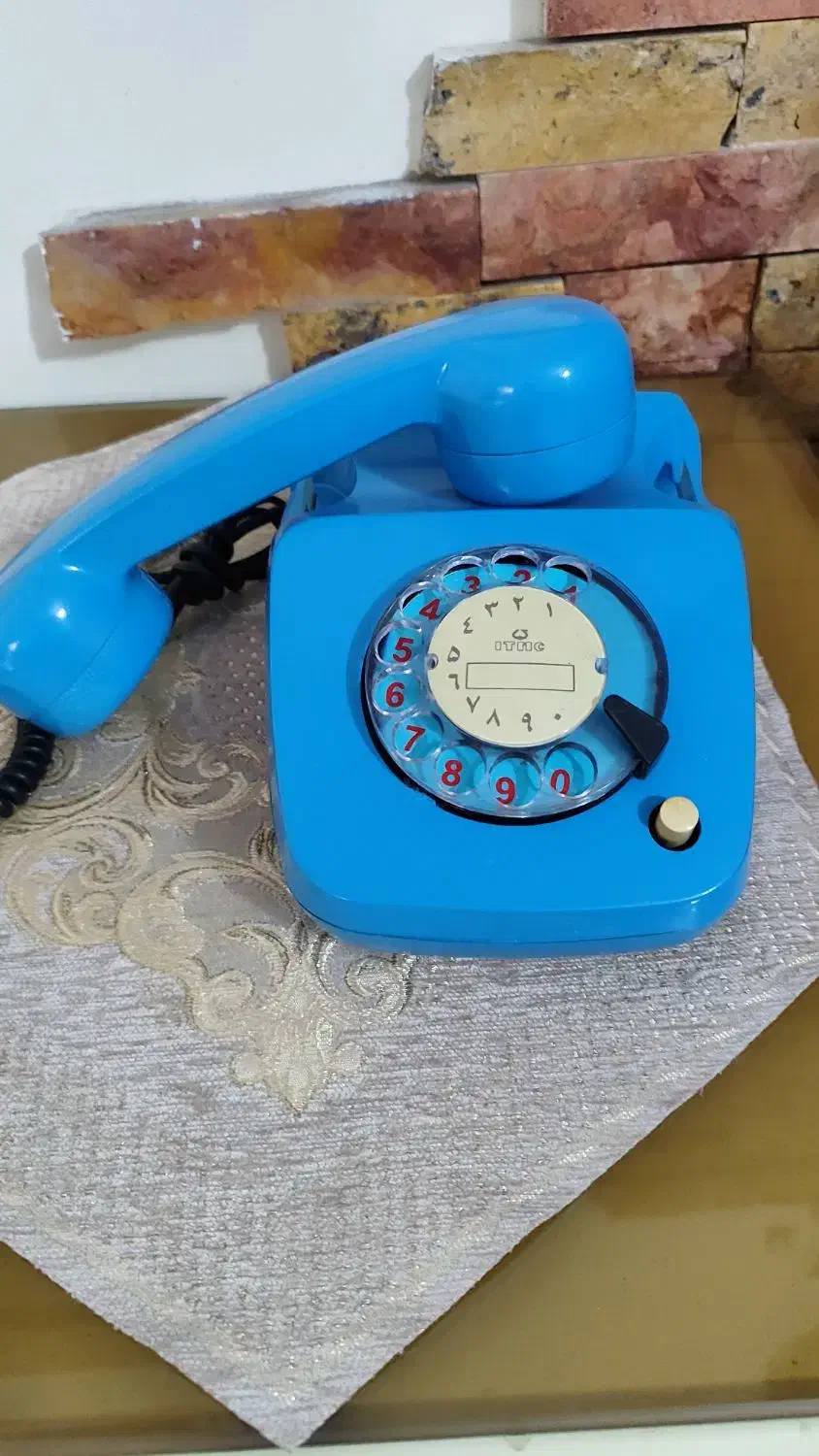 تلفن قدیمی|تلفن رومیزی|تهران, صد دستگاه|دیوار