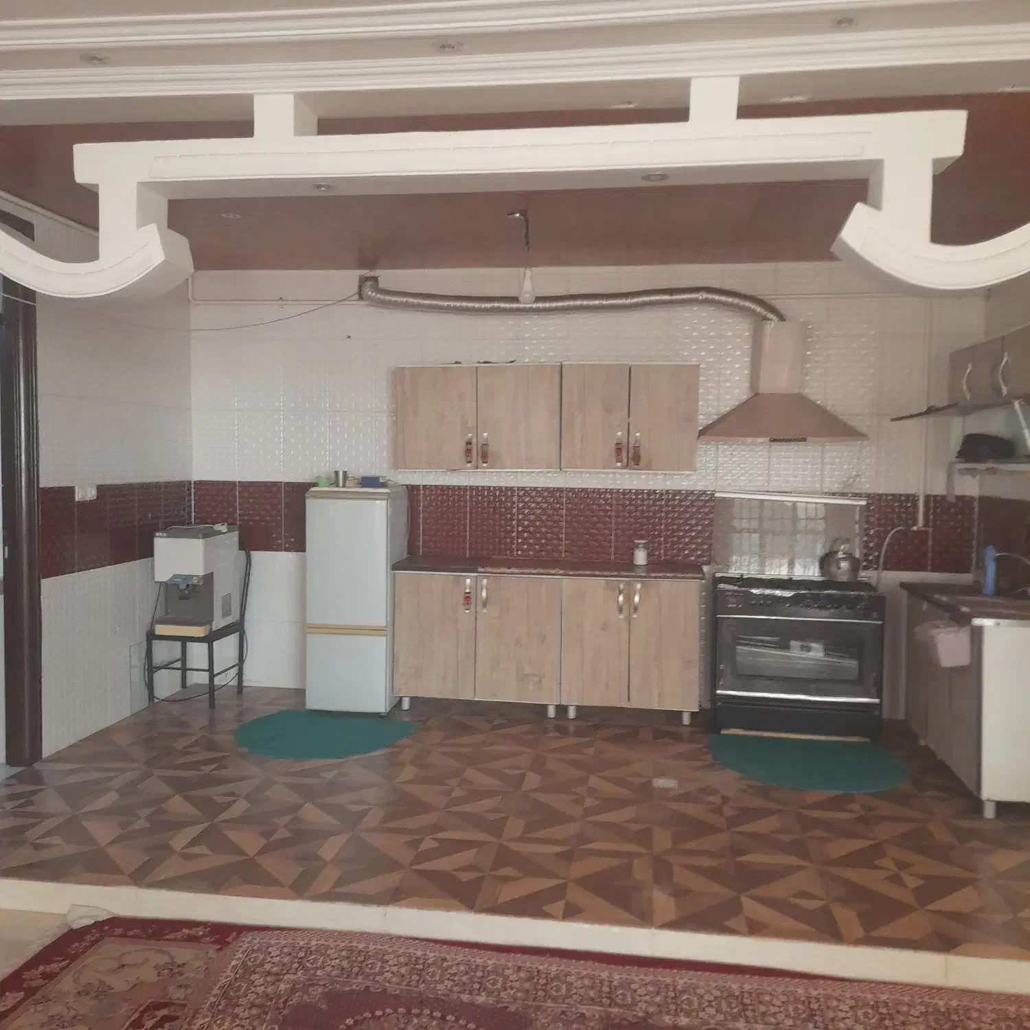 منزل مبله طبقه اول نزدیک ساحل و بازار|اجارهٔ کوتاه‌مدت آپارتمان و سوئیت|بندر گناوه, |دیوار