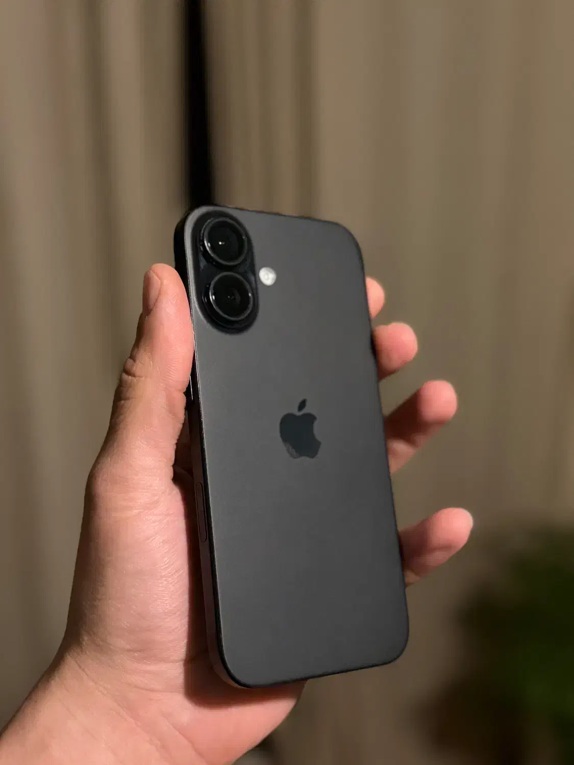 آیفون ۱۶ نرمال ۲۵۶ گیگ|موبایل|تهران, ولنجک|دیوار