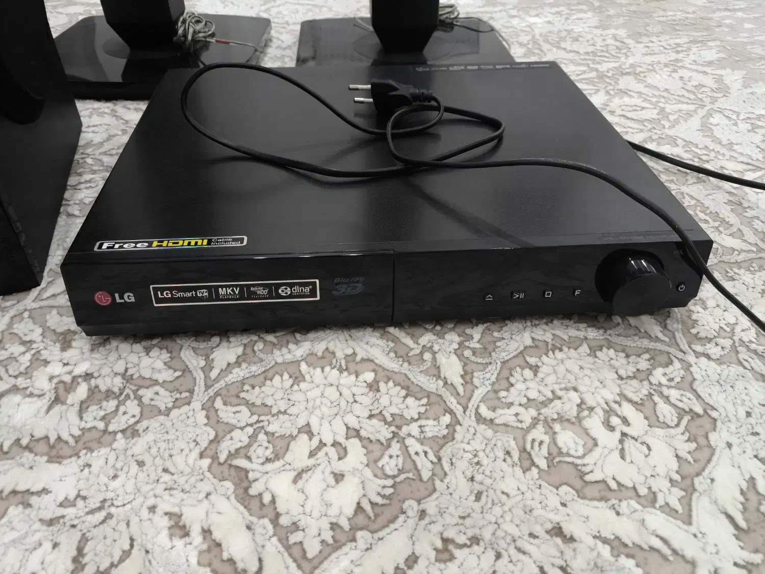 فروش دو عدد باند ویک عدد دی وی دی ویک عددساب ال جی|سیستم صوتی خانگی|قرچک, شهرک الحدید|دیوار