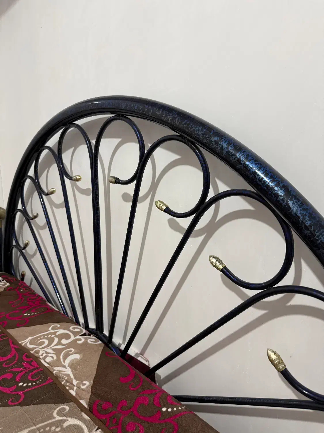 تخت فلزی|تخت و سرویس خواب|رشت, یخسازی|دیوار