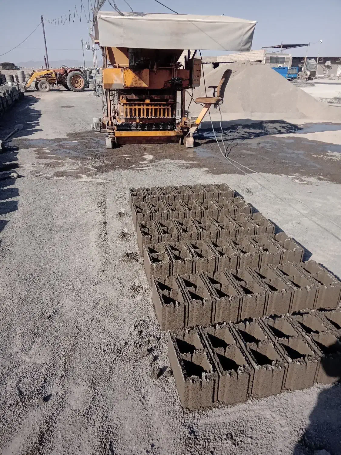 بلوکه سیمانی و دیوار پیشساخته|عمدهفروشی|فردوس (خراسان), |دیوار