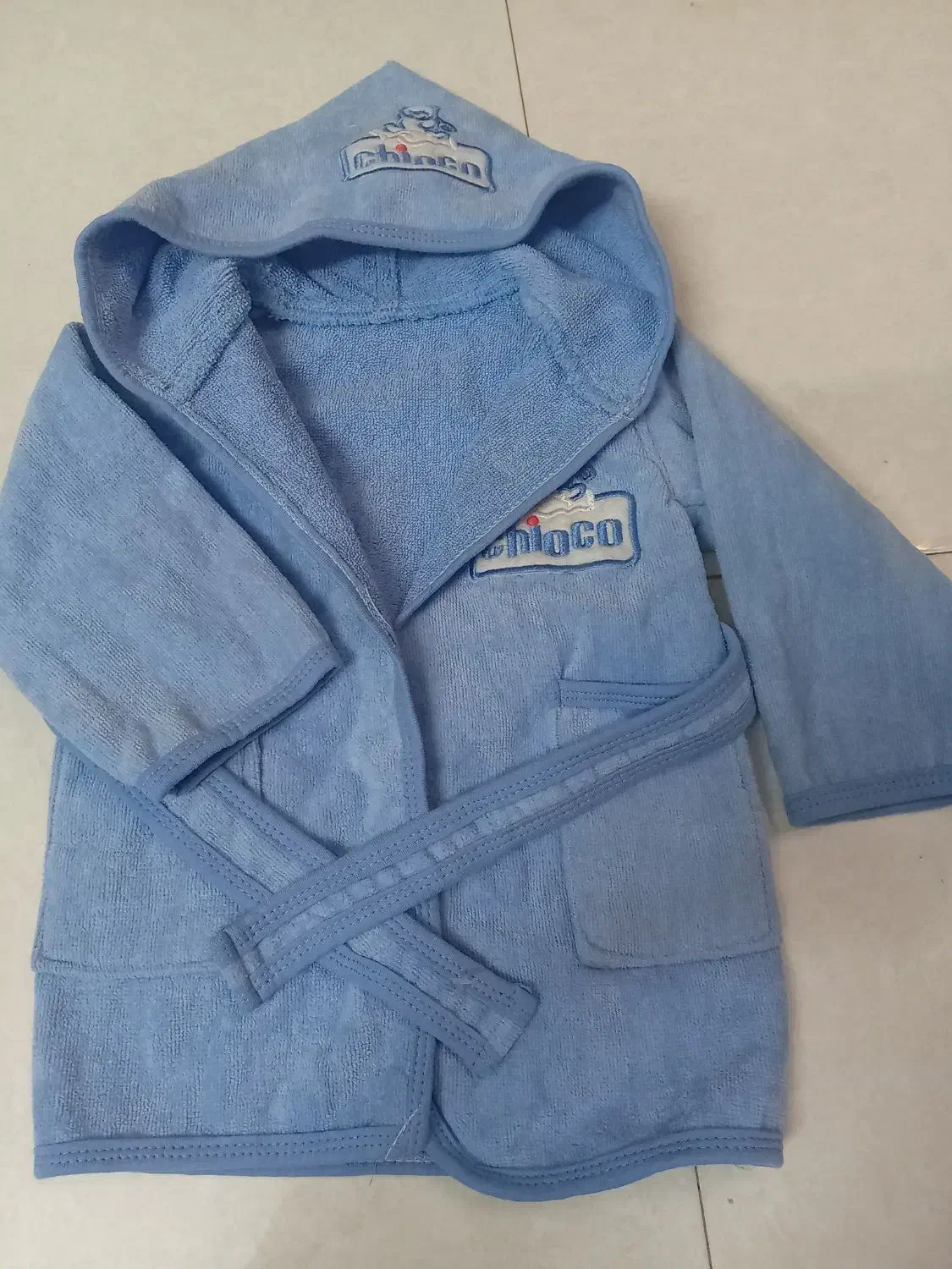 حوله لباسی نو|کفش و لباس بچه|یزد, |دیوار