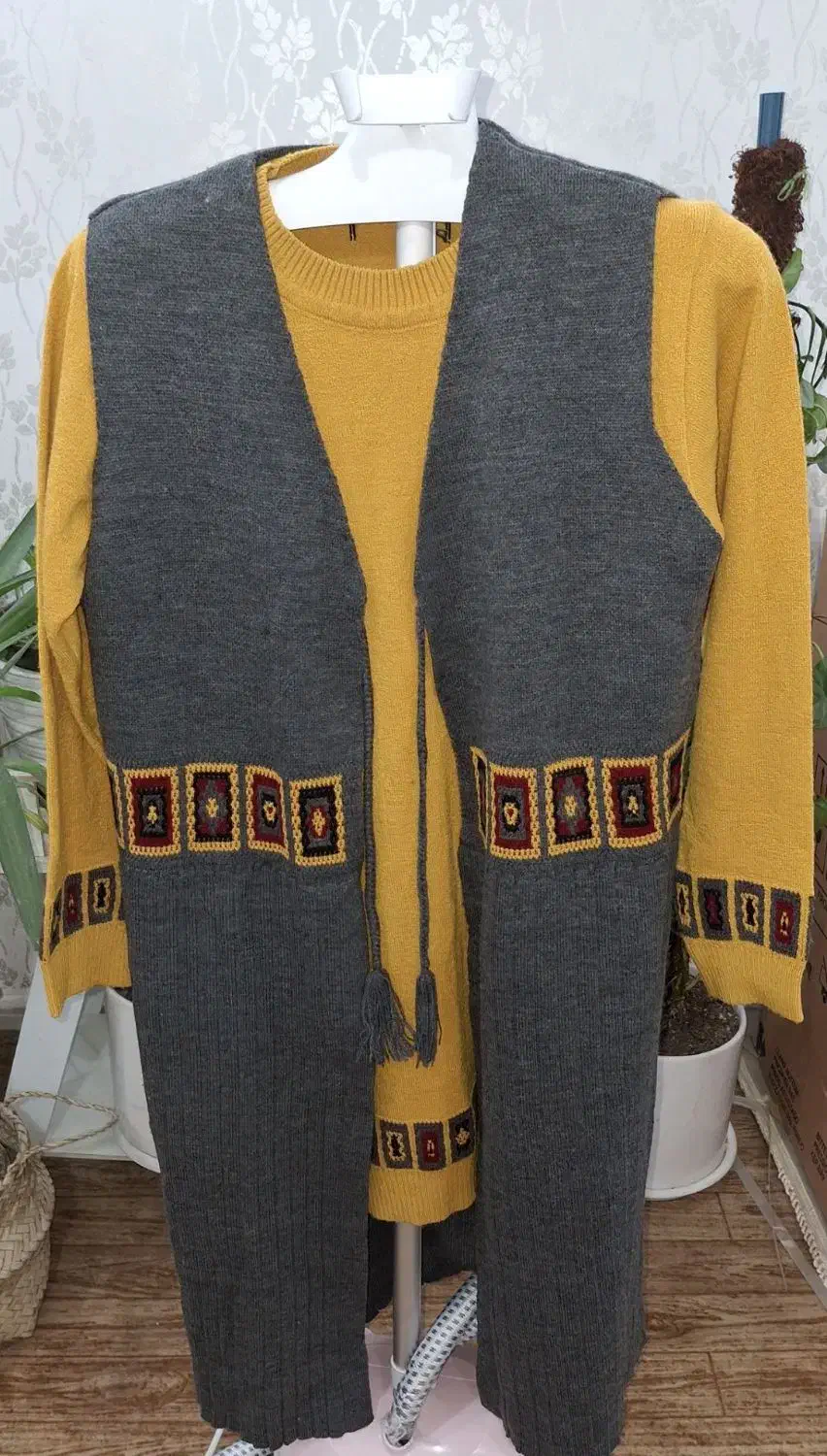 بافت و لباس مجلسی،|لباس|اهواز, سپیدار|دیوار