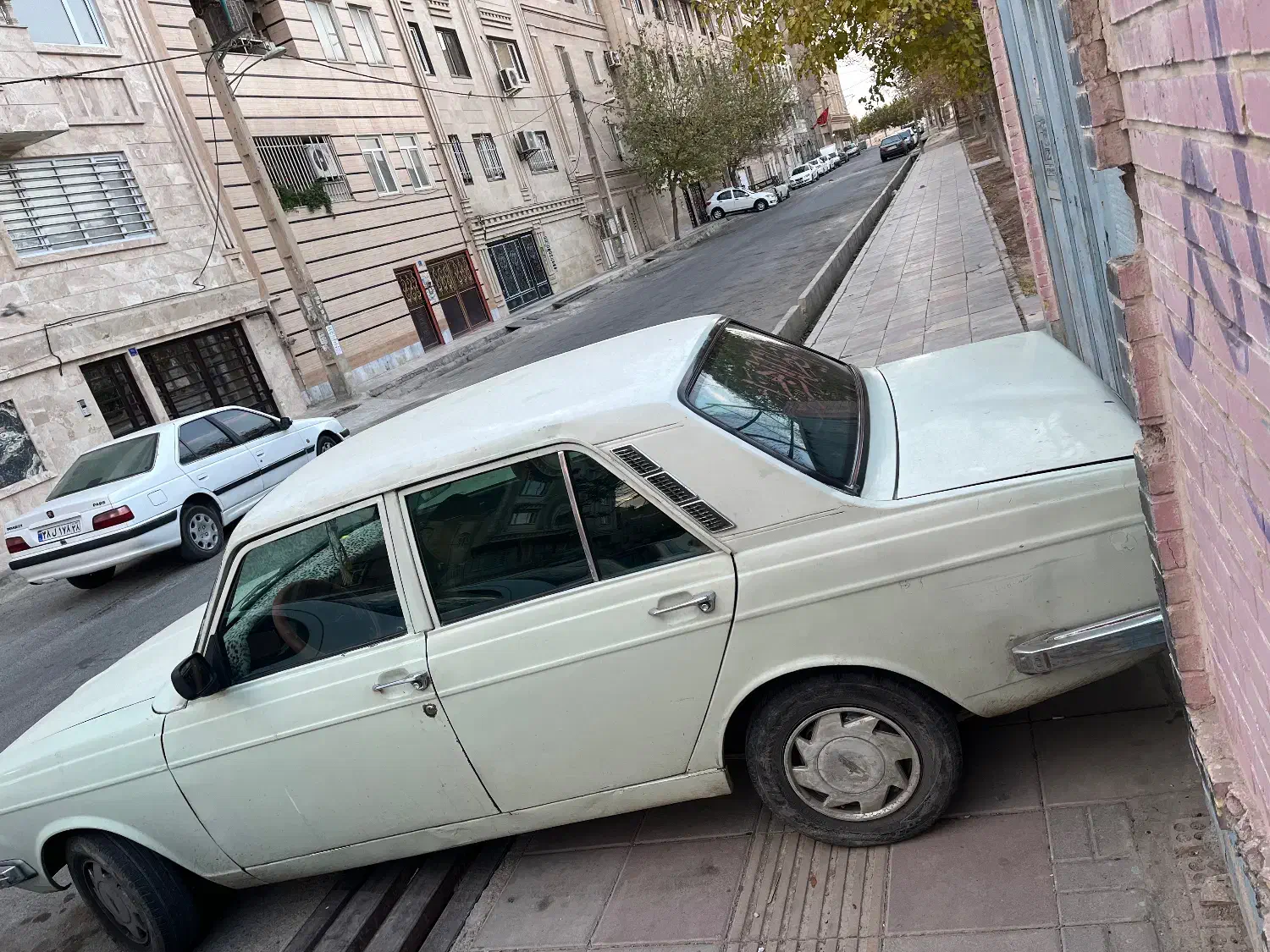 فروش پیکان مدل ۸۳|خودرو سواری و وانت|رباطکریم, منجیل آباد|دیوار