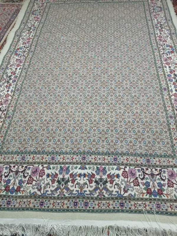 فروش فرش دستباف شش متری ریزماهی نو|فرش|قهستان, |دیوار