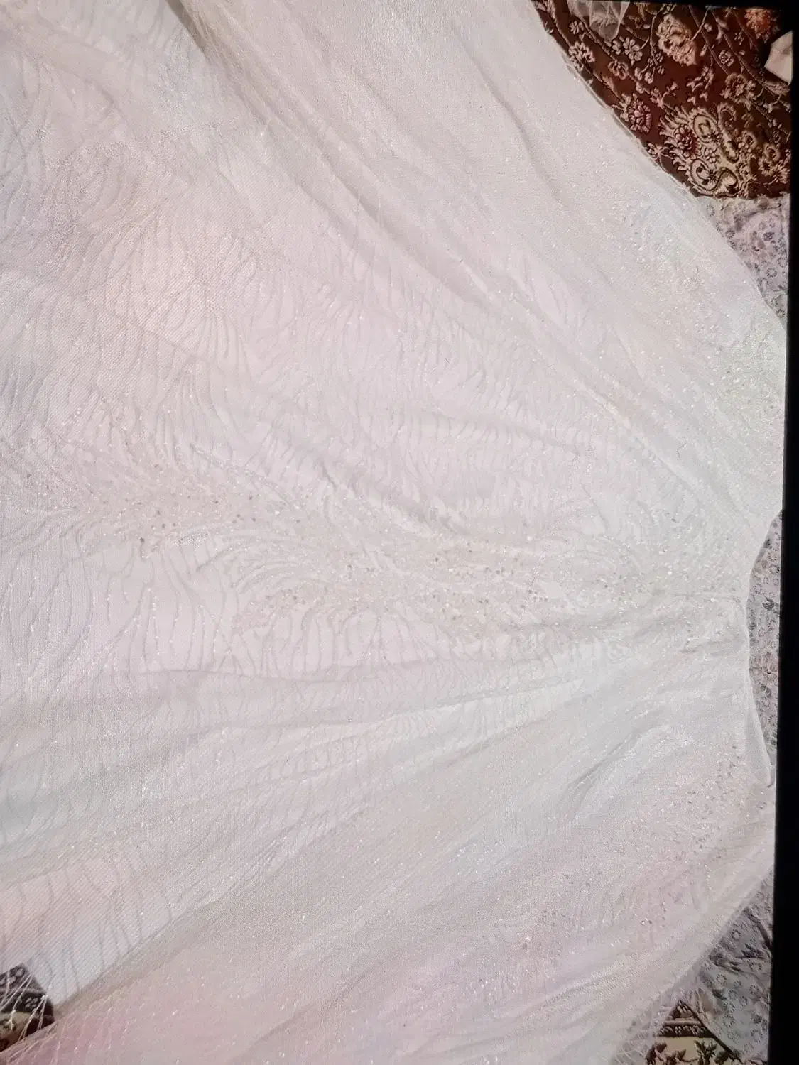 دامن لباس عروس|لباس|نیشابور, فردوسی جنوبی|دیوار