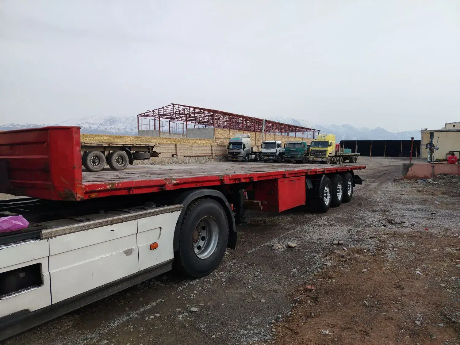 کفی سه محور|خودرو سنگین|میانه, |دیوار