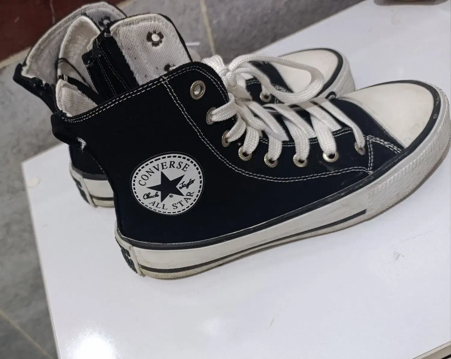 کفش|کیف، کفش، کمربند|سنندج, |دیوار