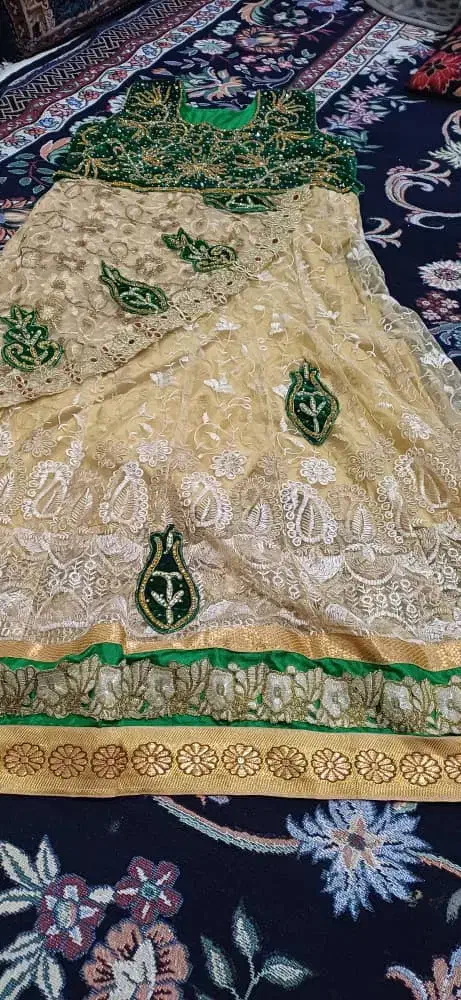 لباس زنانه|لباس|قائم‌شهر, |دیوار