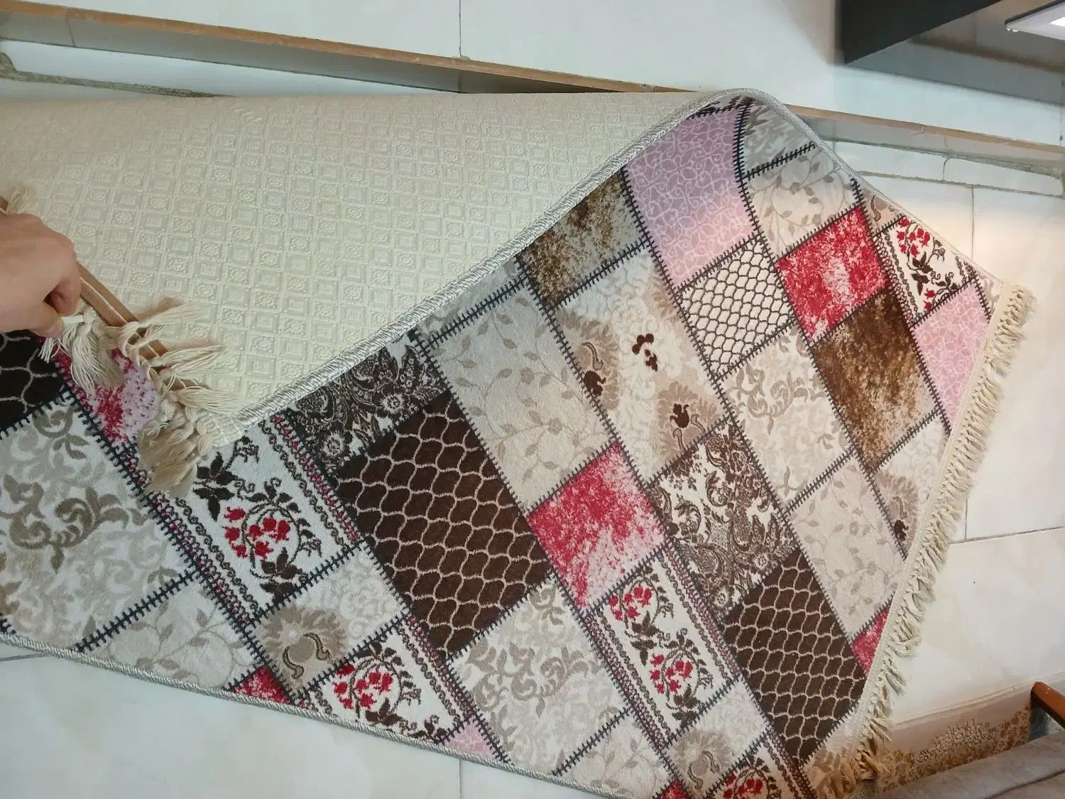 فرش ترمزدار یک در یک و نیم|فرش|مشهد, پنجتن|دیوار