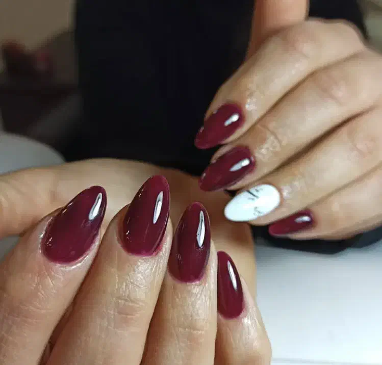 کاشت ناخن ۲۲۰تومان|خدمات آرایشگری و زیبایی|کرمانشاه, |دیوار