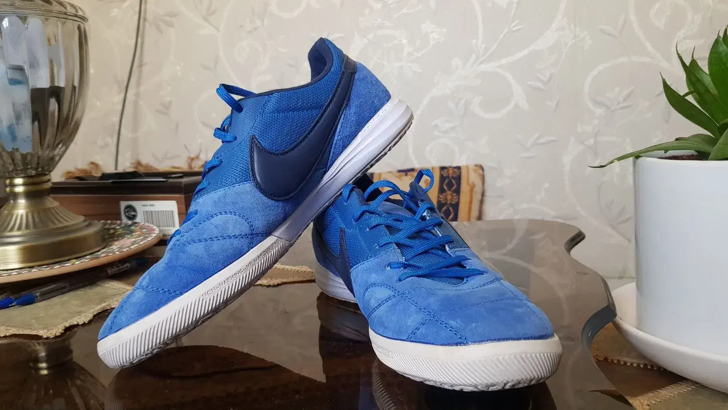 کفش فوتسال|کیف، کفش، کمربند|ملایر, |دیوار