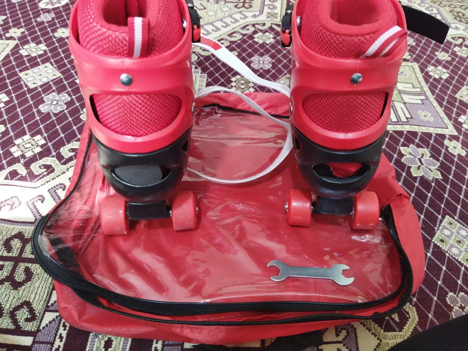 اسکیت خارجی جنس خوب|دوچرخه، اسکیت، اسکوتر|مشهد, کارمندان دوم|دیوار