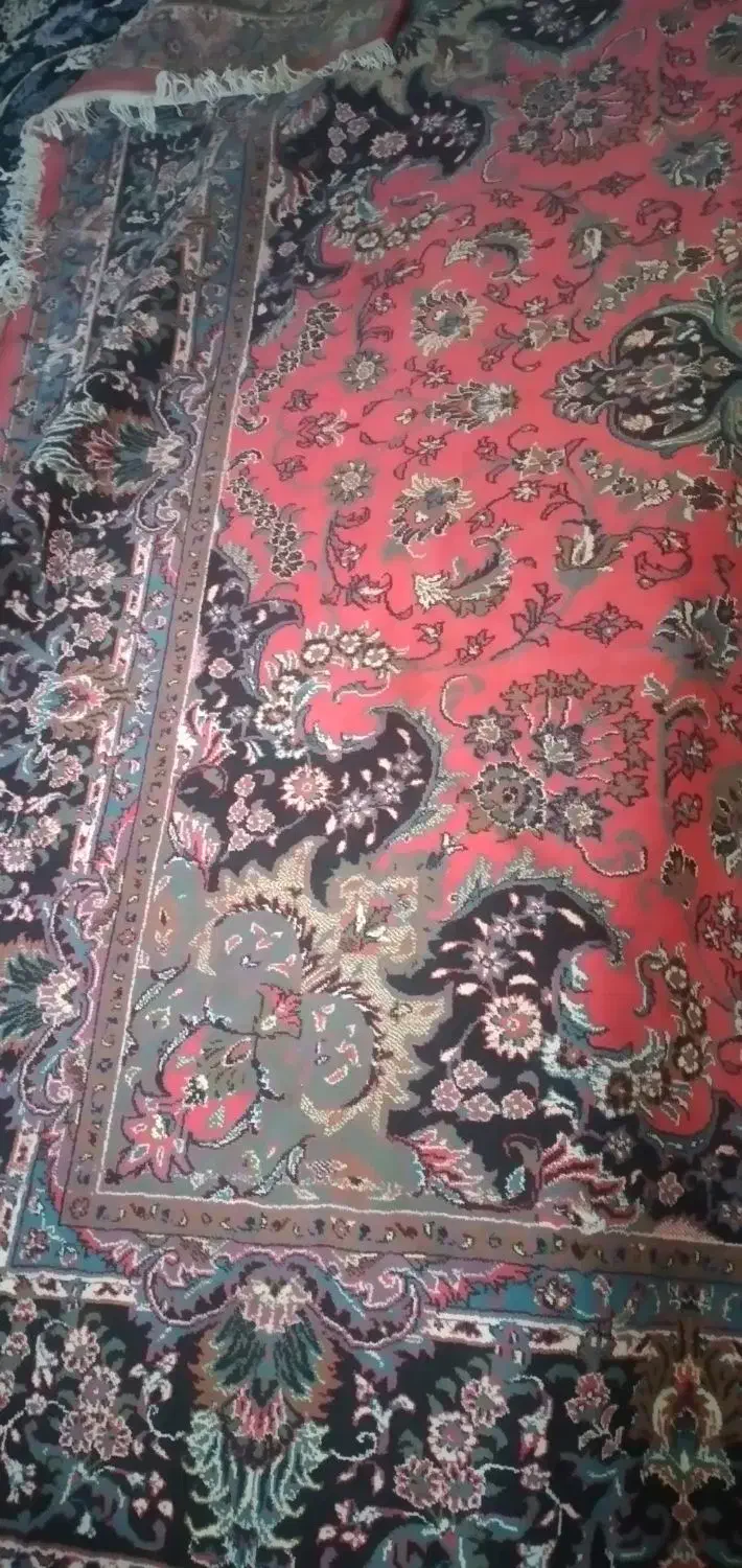 ۲ تخته فرش|فرش|ایوان, |دیوار