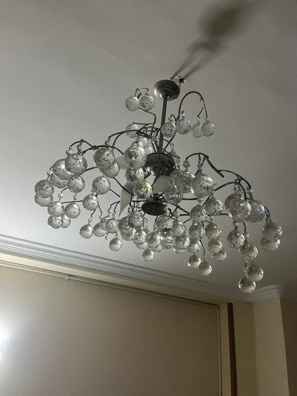 لوستر کریستالی|لوستر و چراغ آویز|گرگان, |دیوار