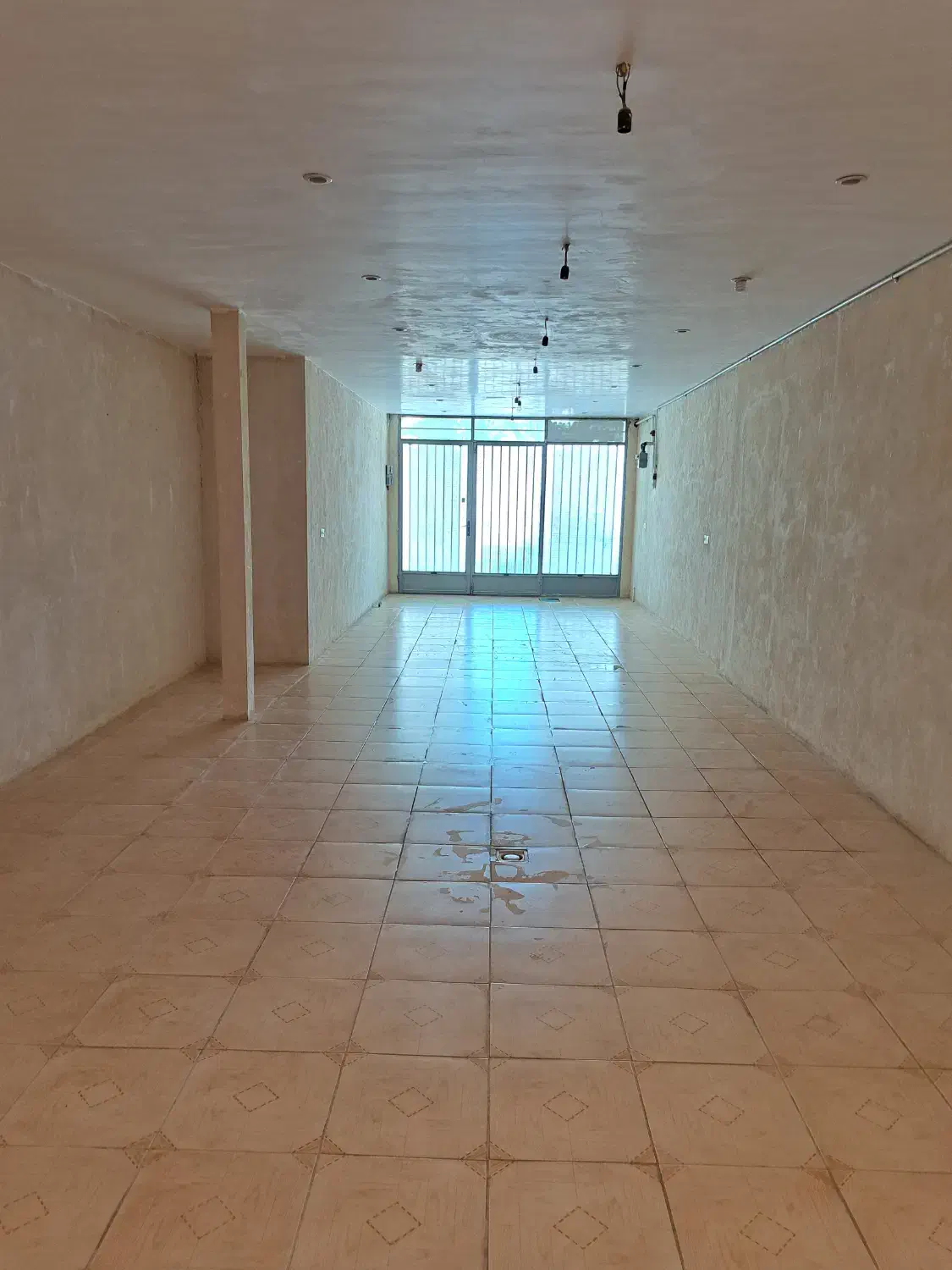 انبار کرمان اکازیون|اجارهٔ مغازه و غرفه|کرمان, |دیوار