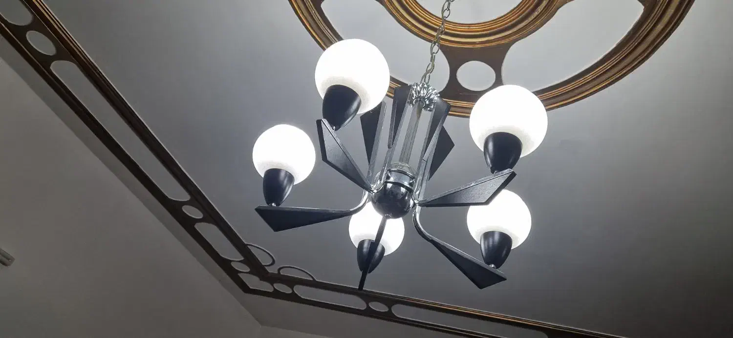 یک عدد لوستر ۵ شاخه و آباژور|لوستر و چراغ آویز|اردبیل, |دیوار