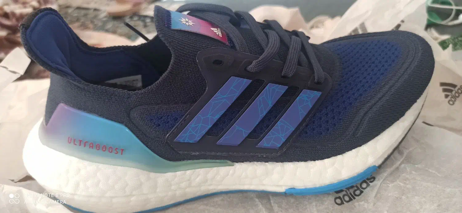 کفش آدیداس الترابوست|کیف، کفش، کمربند|لاهیجان, مهرگان|دیوار