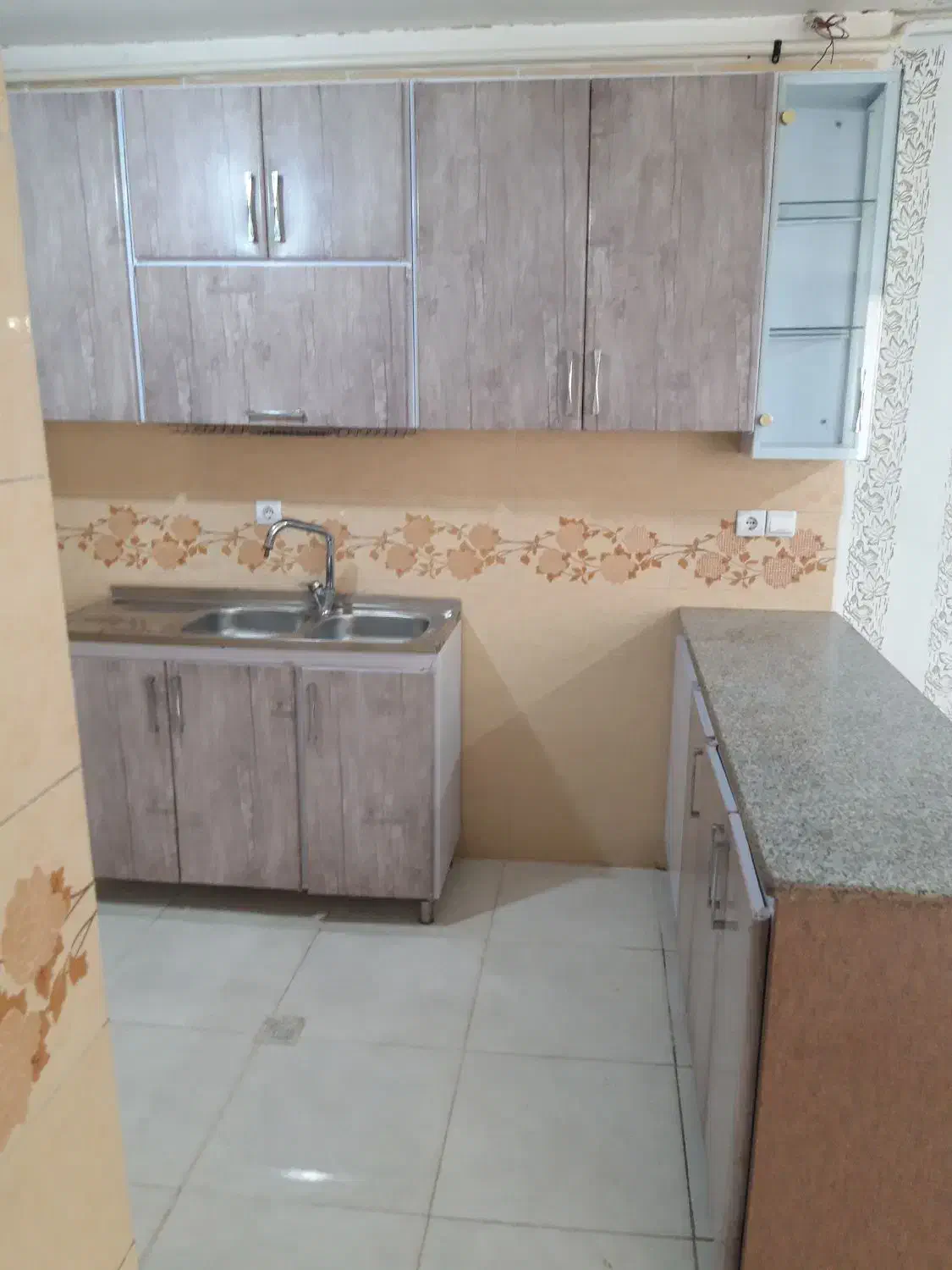 واحد بلوار ولایت سرافرازان|اجارهٔ آپارتمان|سیرجان, |دیوار