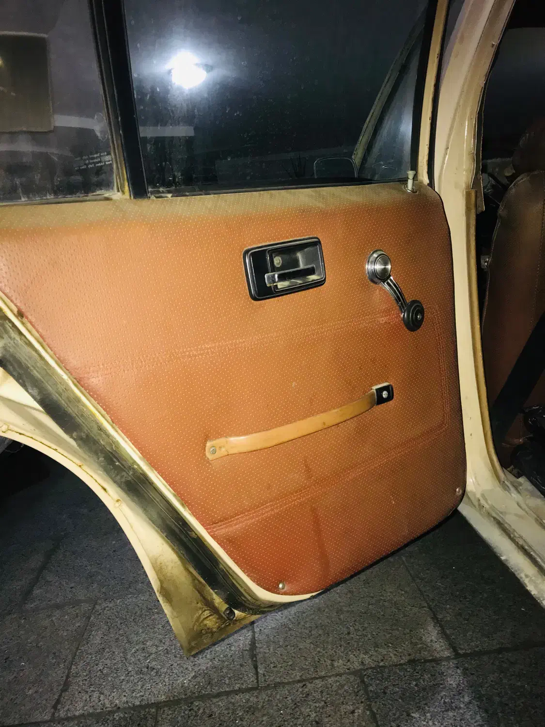 شورولت نوا C6 مدل ۱۳۶۵|خودرو کلاسیک|ری, شهید غیوری (ابن باویه)|دیوار