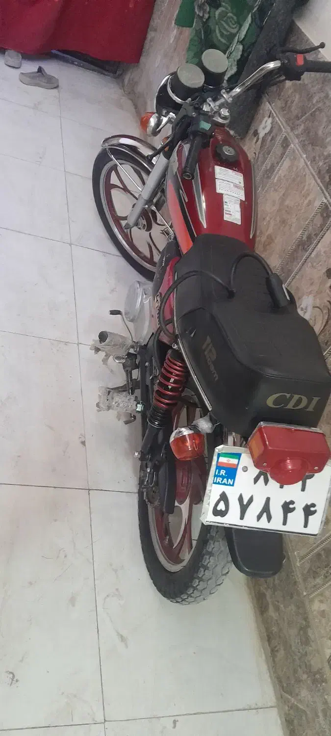 موتور هندا مدل۸۵ خشک مدارک تکیمل|موتورسیکلت|زاهدان, |دیوار