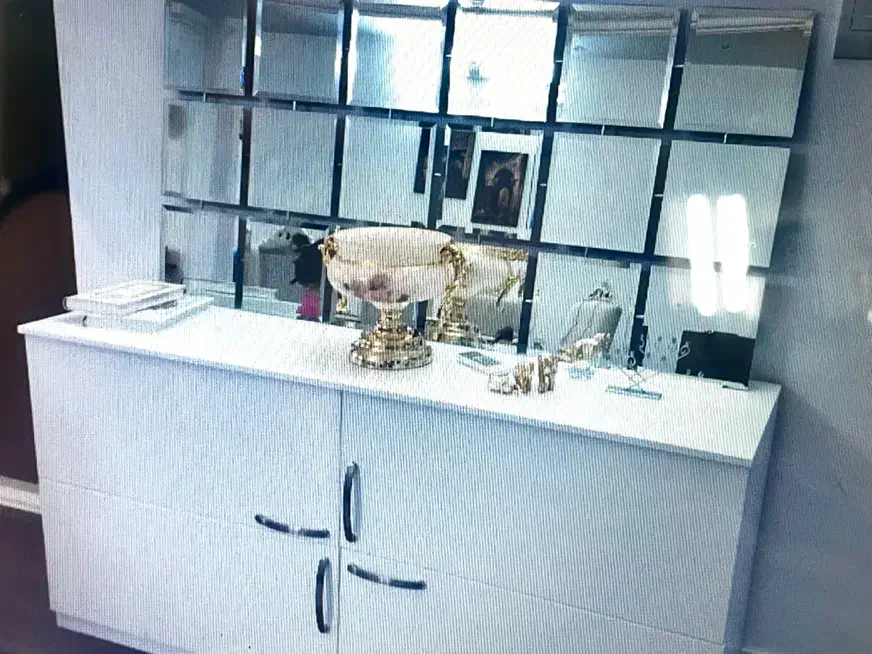 آینه و کنسول|بوفه، ویترین، کنسول|قم, زنبیل آباد|دیوار