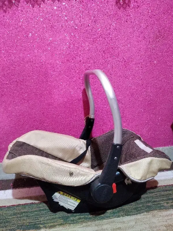 کری یر|اسباب و اثاث بچه|شاهرود, |دیوار