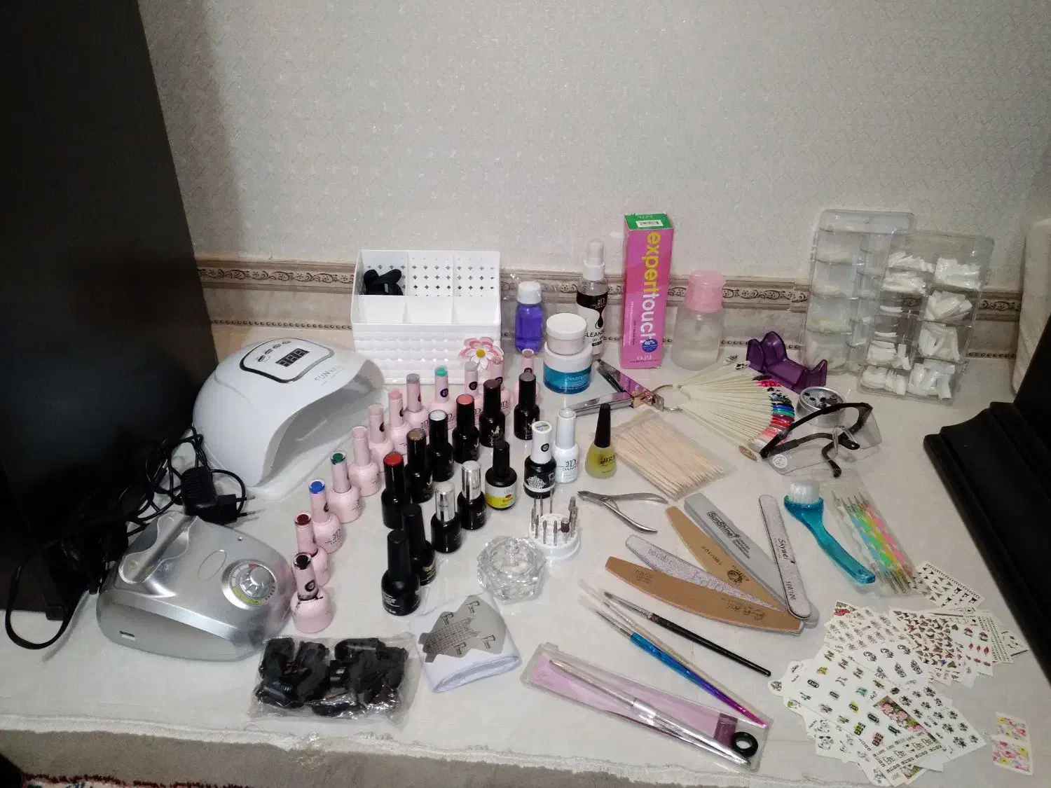 وسایل کاشت ناخن نو نو|آرایشی، بهداشتی، درمانی|بروجرد, |دیوار