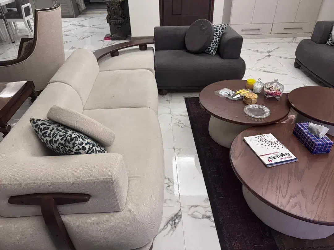 مبل راحتی ۹ نفره مدرن|مبلمان خانگی و میز عسلی|رشت, بلوار گیلان|دیوار