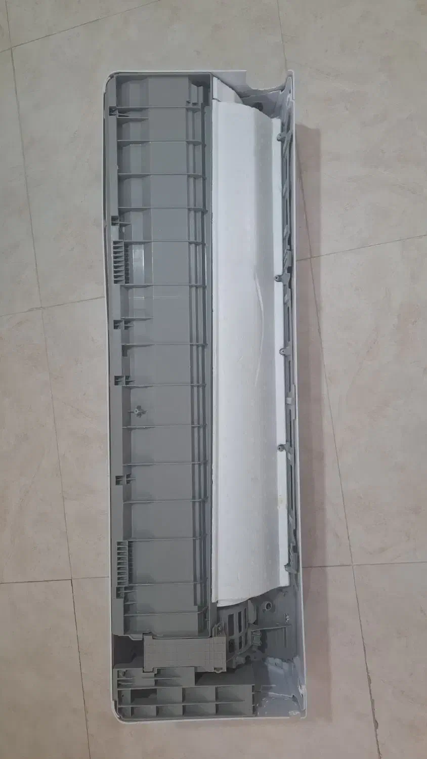 بدنه اسپیلت ۲۴ هزار فوجی|کولر گازی و فن‌کوئل|کنارک, |دیوار