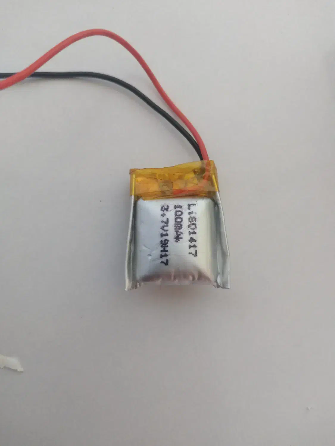 انواع باتری خورشیدی و باتری هلیکپتر|اسباببازی|عنبرآباد, |دیوار