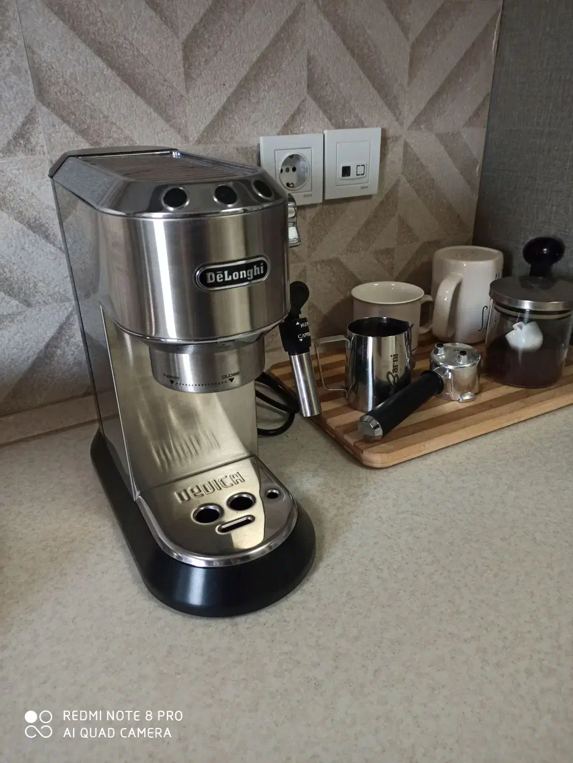 اسپرسوسازدلونگی۶۸۵|سماور، چای‌ساز، قهوه‌ساز|اسلام‌شهر, شهرک واوان|دیوار