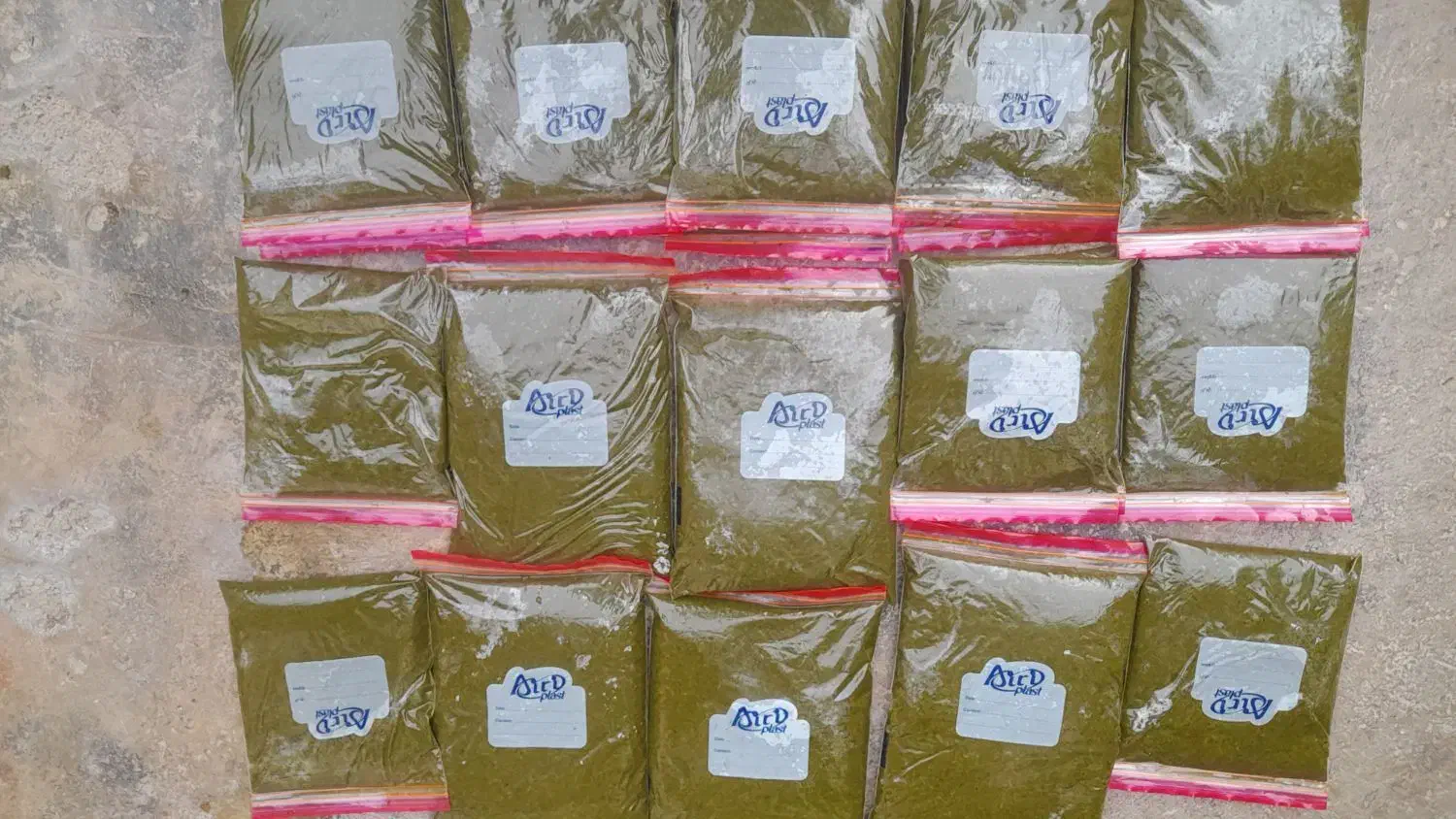 سبزی خورشتی|خوردنی و آشامیدنی|میانکوه, |دیوار