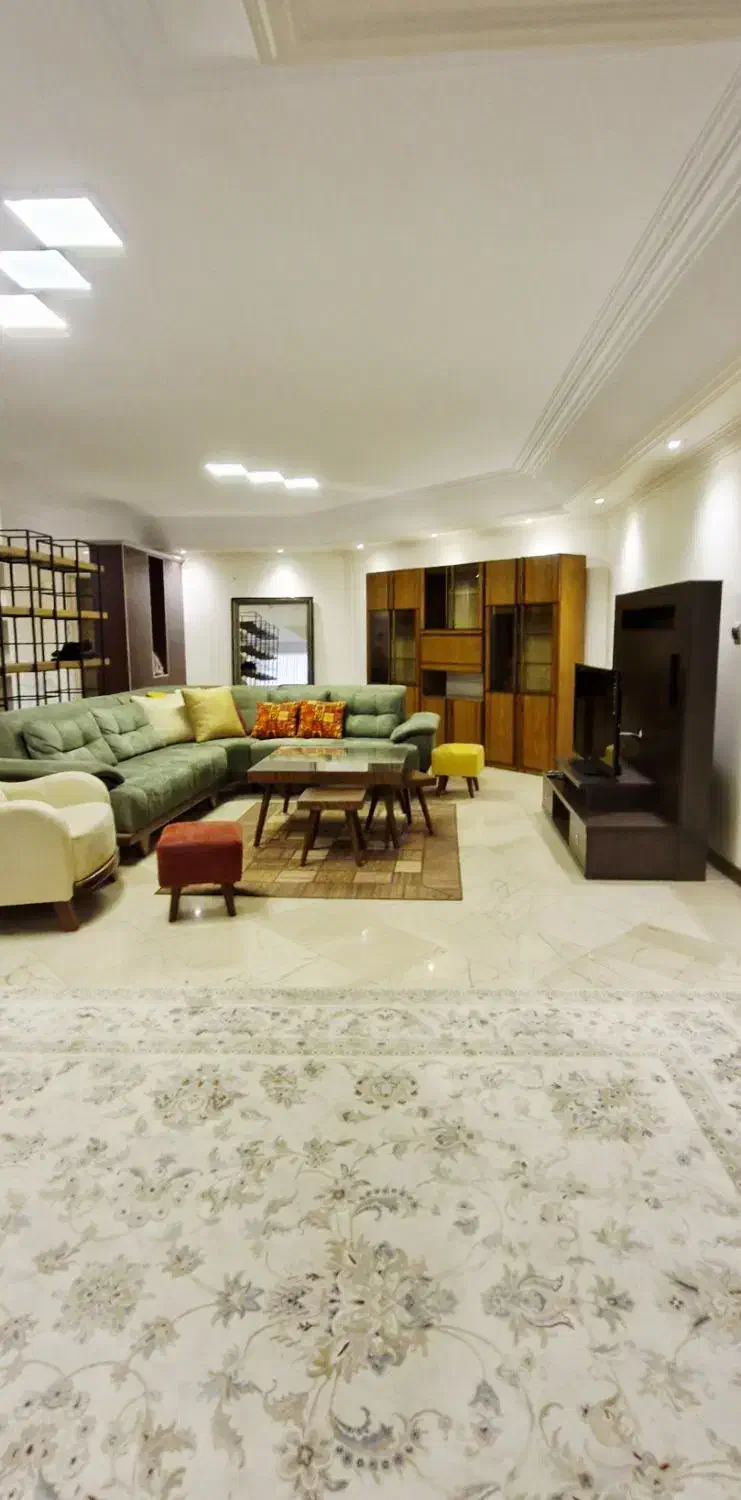 اجاره در برج   ۲۱۰متر   ۳خ۱مستر   اقدسیه