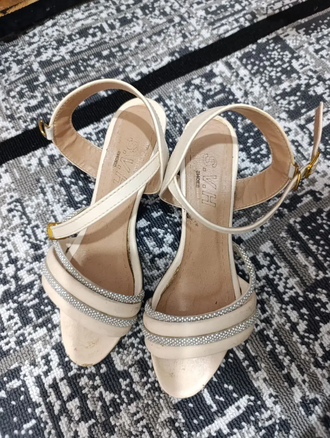 کفش پاشنه بلند|کیف، کفش، کمربند|بروجرد, |دیوار