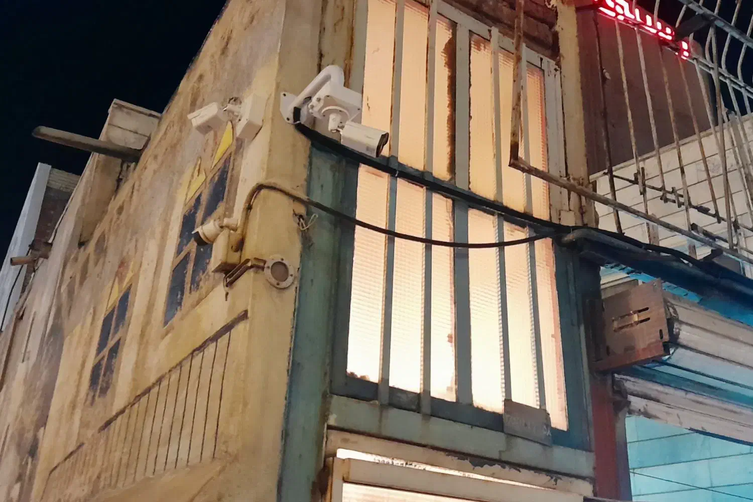 دوربین مداربسته و دزدگیر اماکن|خدمات پیشه و مهارت|اراک, |دیوار