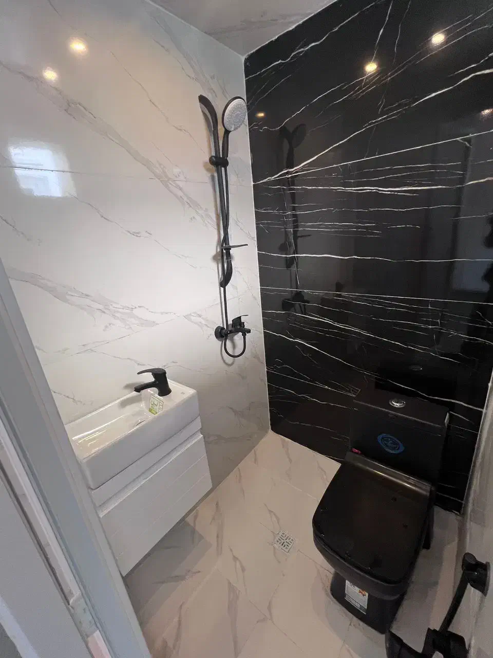 برق کشی و لوله کشی آب فاضلاب ساختمان|خدمات پیشه و مهارت|چمستان, |دیوار