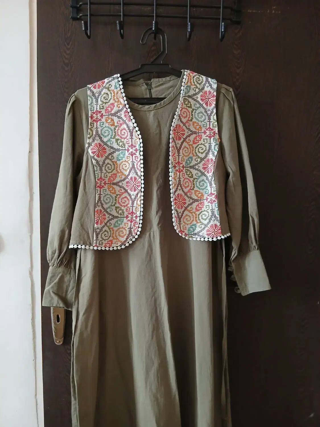 پیراهن باجلیقه مناسب شب یلدا|لباس|کوهسار (البرز), |دیوار