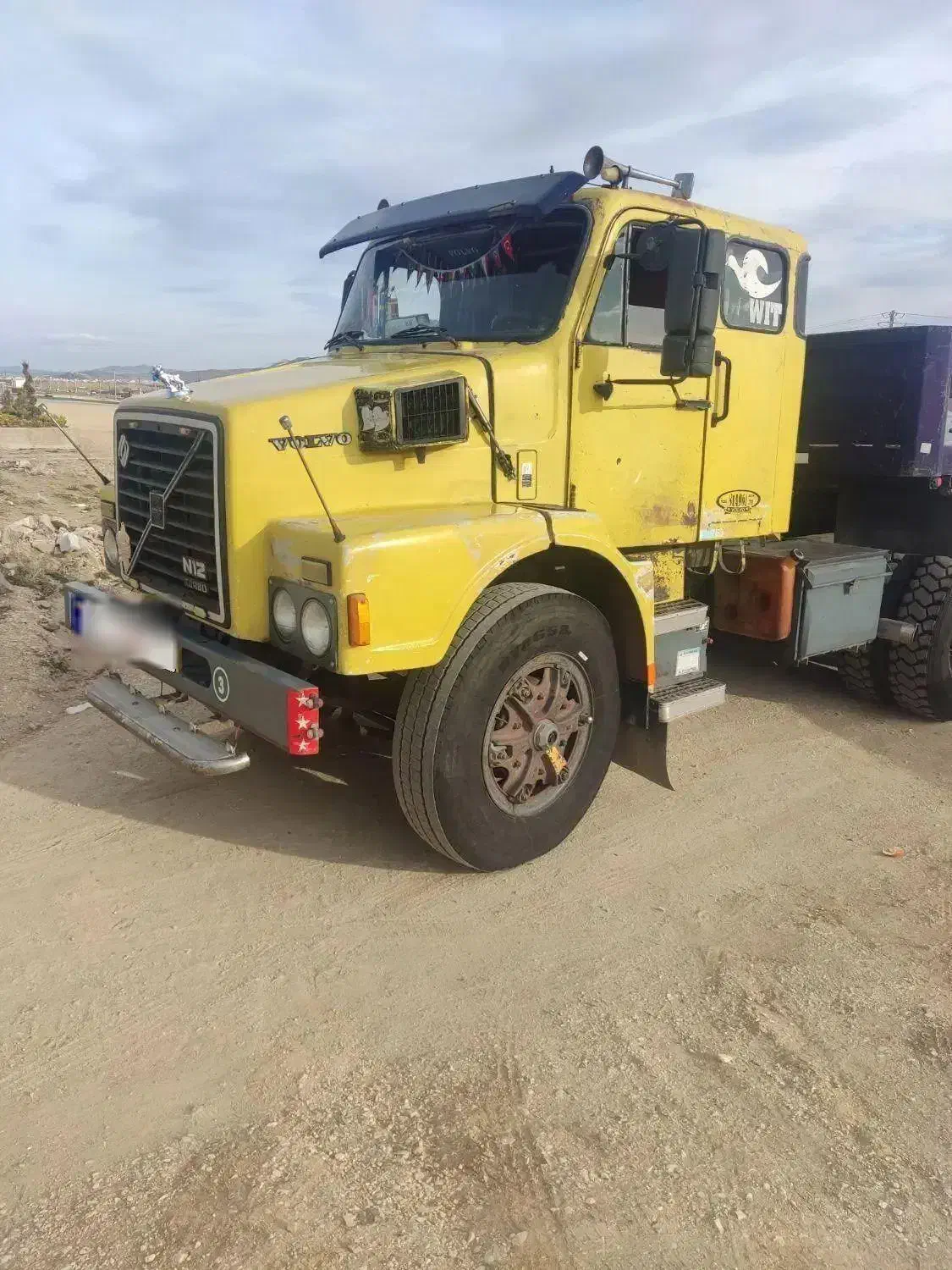 ولوو n12 مدل 71|خودرو سنگین|الیگودرز, |دیوار