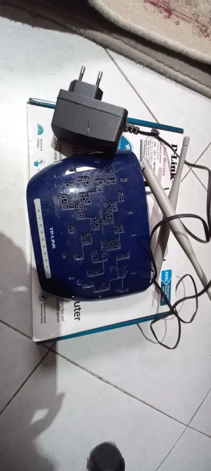 ۲ عدد مودم tp link - d link|مودم و تجهیزات شبکه|مشهد, دانشجو|دیوار