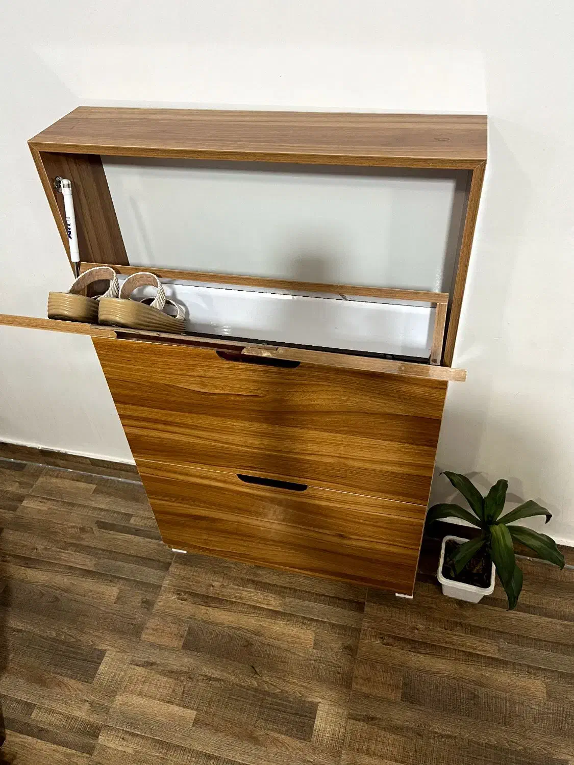 جا کفشی|جاکفشی، کمد، دراور|تربت جام, حافظ|دیوار