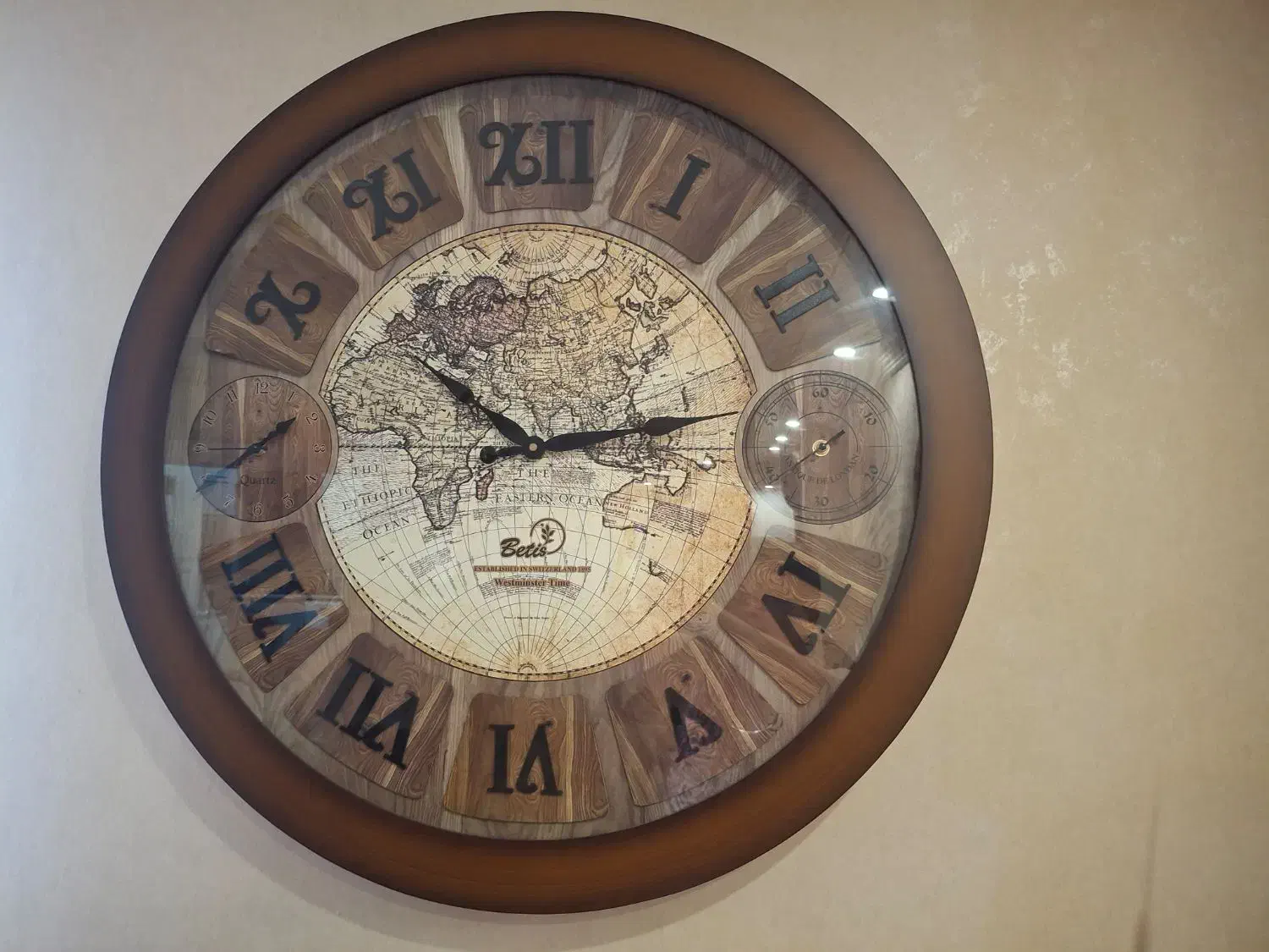 ساعت دیواری چوبی|ساعت دیواری و تزئینی|رشت, کاکتوس|دیوار