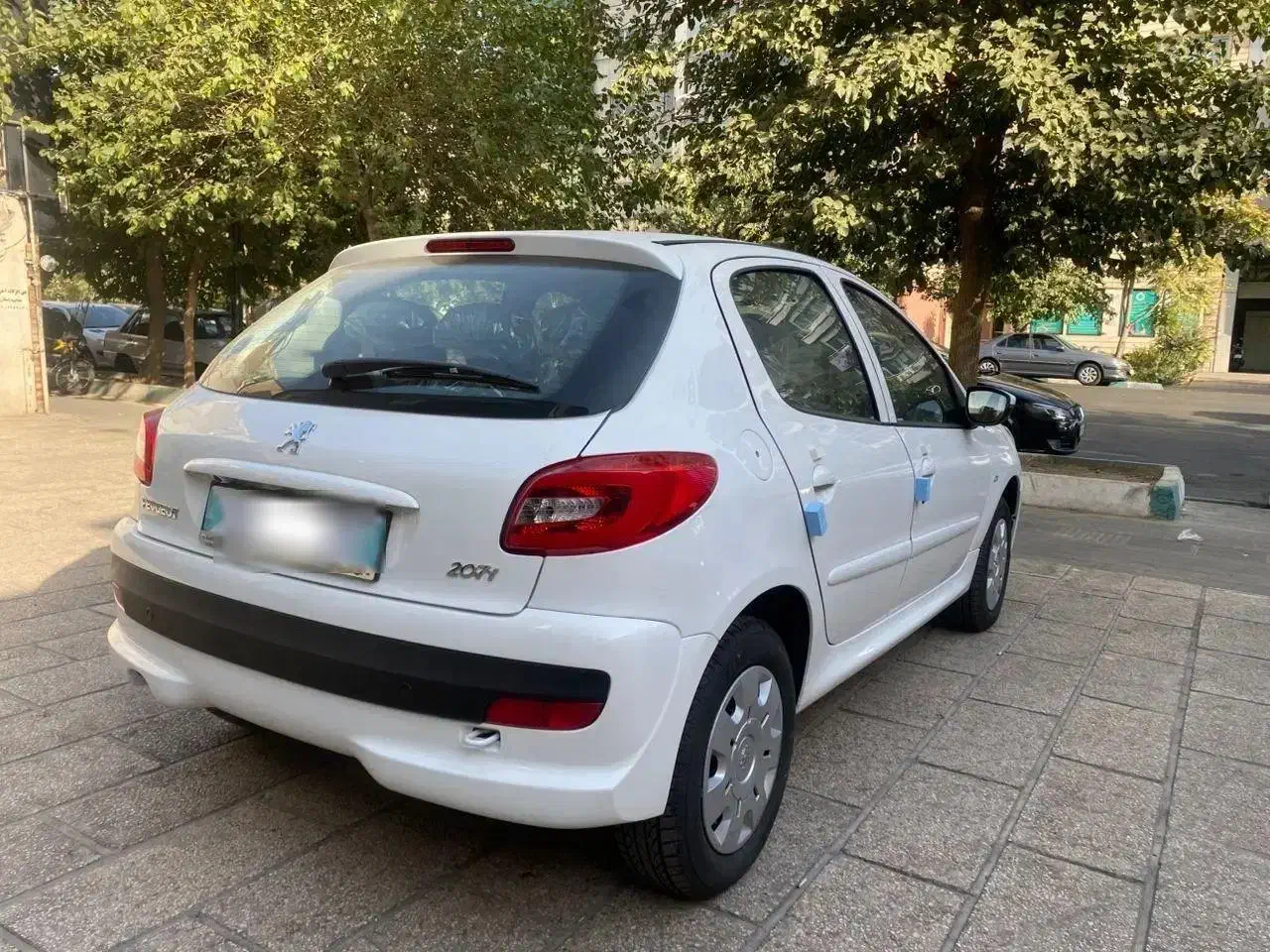 207|خودرو سواری و وانت|یزد, |دیوار