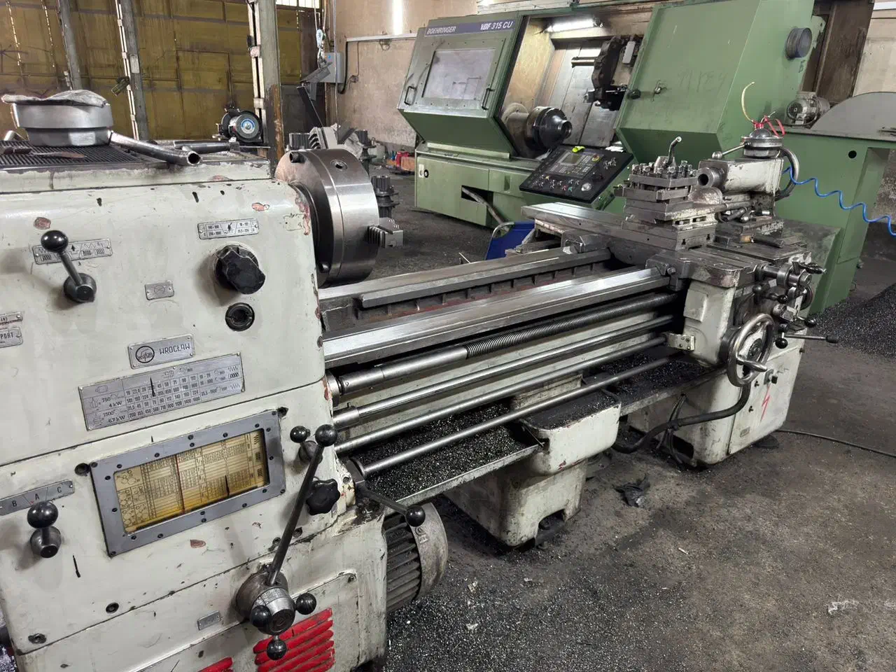 دستگاه تراش لهستان tur50|ماشین‌آلات صنعتی|اصفهان, شهرک صنعتی امیرکبیر (شاپور جدید)|دیوار