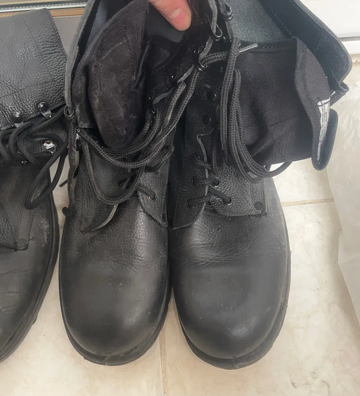 دو جفت پوتین نو|کیف، کفش، کمربند|اصفهان, گلزار|دیوار