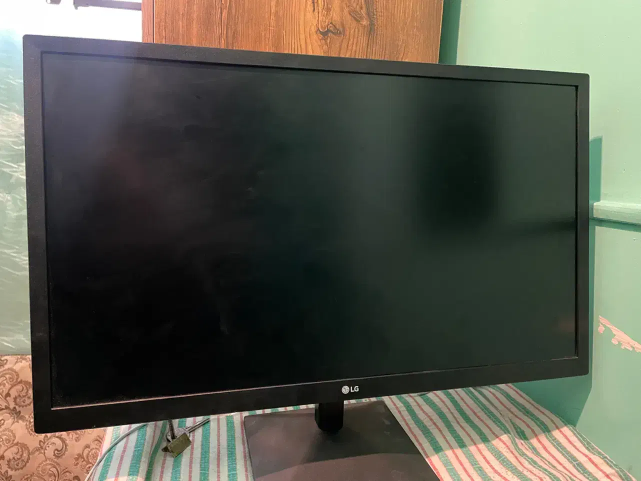 مانیتور ال جی ۲۴ اینچ اکبند|رایانه رومیزی|قم, علی آباد|دیوار